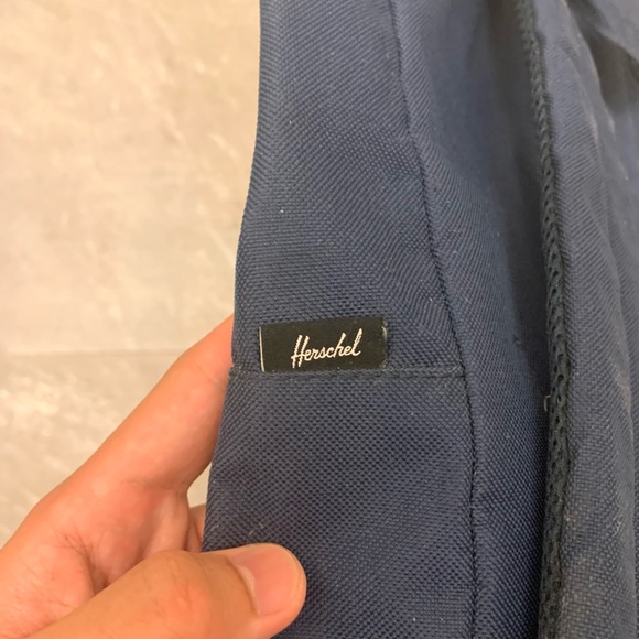 Herschel Backpack - Picture 4 of 5